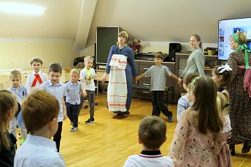 «Коляда, Коляда! Отворяйте ворота...»