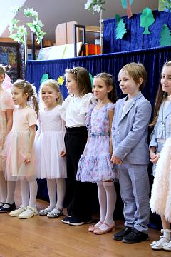 Тепло сердец и море улыбок: как в нашей школе отметили 8 Марта 