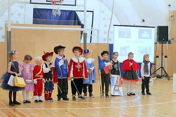 День Мира в "МАШ"