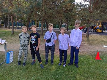 Осенний квест:  команды в борьбе за знания ПДД и сладкие призы!