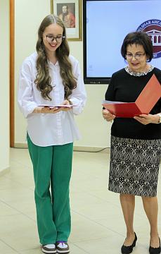 Торжественная церемония вручения аттестатов выпускникам 9-х классов