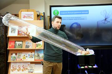 Почему самолёты летают?