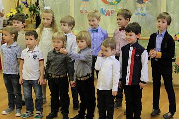 Поздравляем наших мам!