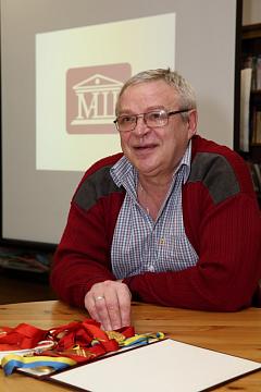 В хоккей играют настоящие мужчины…