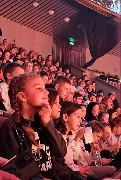 Новогодняя поездка в цирк — праздник для детей и взрослых!