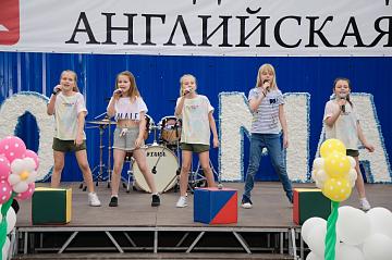 Нашей школе 10 лет