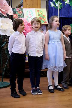 Тепло сердец и море улыбок: как в нашей школе отметили 8 Марта 