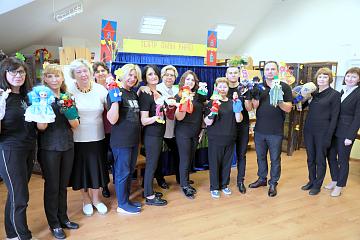 кукольнsq театр «Дорогою добра»