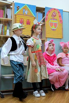 Спектакль по сказке С.Маршака «Кошкин дом»