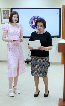 Торжественная церемония вручения аттестатов выпускникам 9-х классов