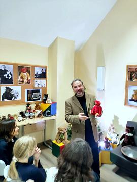 Добрым быть совсем не просто — но именно в этом и есть сила