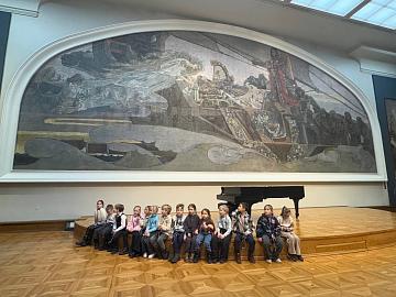 Путешествие в мир искусства: первоклассники в Третьяковской галерее