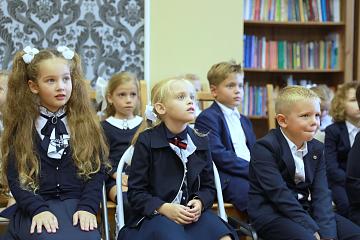 кукольнsq театр «Дорогою добра»