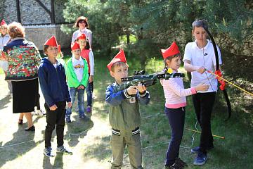 Военно-спортивная игра "Зарница"