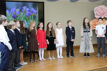 С праздником 8 Марта!