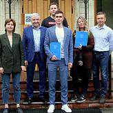 Вручение аттестатов одиннадцатиклассникам