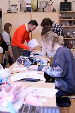 Пятница — в свободном стиле, но с полной включённостью!