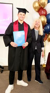 Вручение аттестатов выпускникам 11 класса