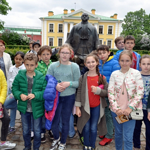 Поездка в С.-Петербург