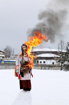 «Широкая масленица» — яркое завершение второго триместра