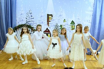 Новогодний утренник в детском саду "МАШенька"