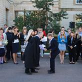 Школа встречает учеников
