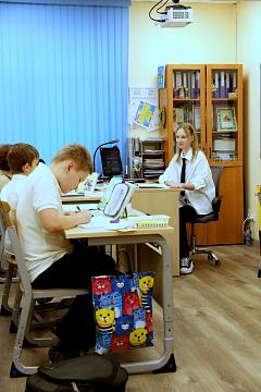 Ученики в роли учителей: День самоуправления в школе