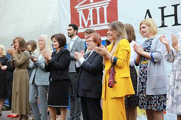 Ура! Снова в школу!