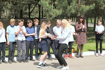 Общешкольная линейка