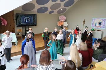 С праздником 8 Марта!