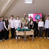Легендарный военный врач с позывным &amp;quot;Кохер&amp;quot; встретился с учениками