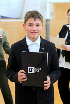 Торжественная линейка: итоги и достижения