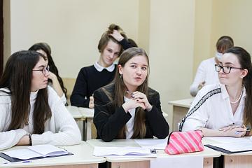 Дебаты о происхождении человека в 11 классе