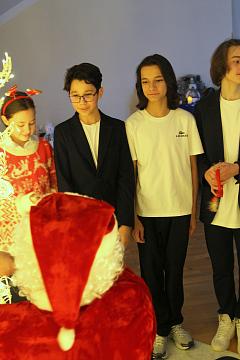 25 декабря — волшебный день Рождества в нашей школе!