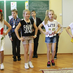 Нам жить без улыбки нельзя!