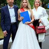 Вручение аттестатов одиннадцатиклассникам