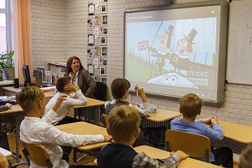 Thanksgiving Day in our School