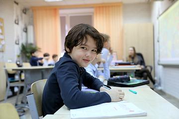 Ученики в роли учителей: День самоуправления в школе