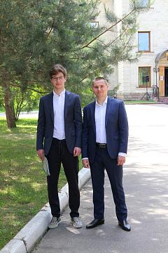 Торжественное вручение аттестатов 